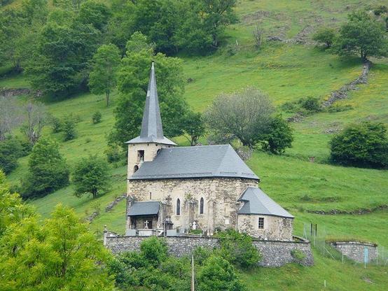 Eglise à #Cirès (#HauteGaronne) Cette église, par son architecture gothique, témoigne du renouveau architectural des XVe et XVIe siècles. A l'ouest se trouve le clocher-mur roman, avec une flèche aigue à pans c...
Suite 👉 https://monumentum.fr/monument-historique/pa00094318/cires-eglise
#Patrimoine #MonumentHistorique
Photo CC-BY-SA 4.0 : Père Igor