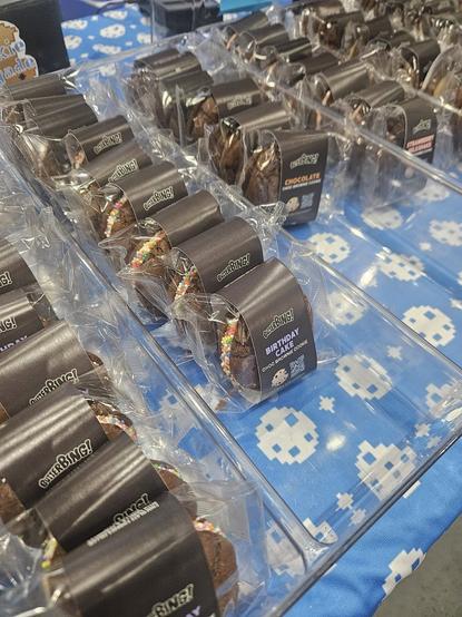 Picture of rows of wrapped cookies