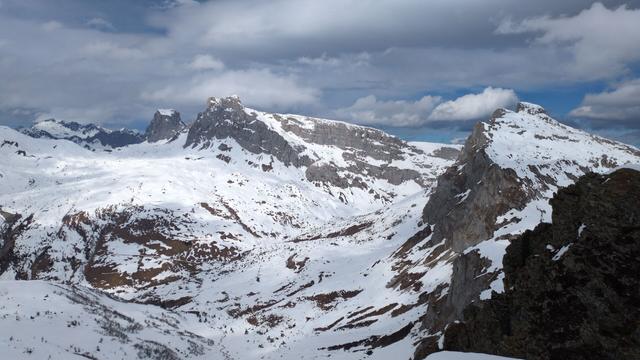 In the center the mountain Sulzfluh. At the top of our tour on a little nameless summit. On the right the rock face of Wii's Platte.