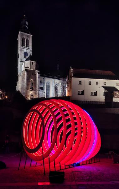 Světelná instalace Breüerových sadech v Kutné Hoře