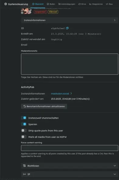 Screenshot von der Sharkey Admin Oberfläche. Zu sehen ist das Detail eines gemeldeten Spam-Users. Der Benutzer ist nun für alle gesperrt und Instanzweit stummgeschaltet.