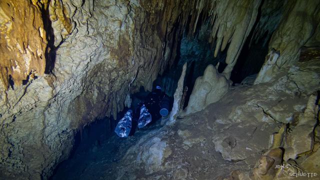 Cenote Hatzutz-Aktun