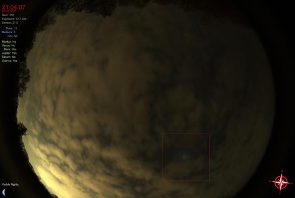 Allsky Aufnahme bedeckter Himmer mit Leuchterscheinung