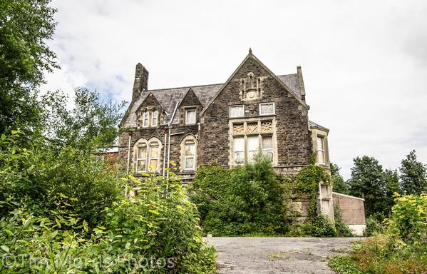 Caewern House