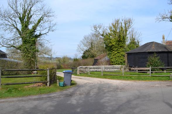 Entrance to Coldred Court farm