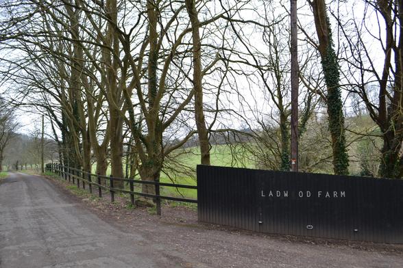 Entrance to Ladwood Farm, Acrise