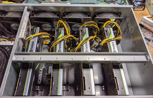 4 GPUs in a mining case meant for 8 GPUs
