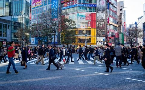 Traveling in Japan: Exploring Tokyo on foot