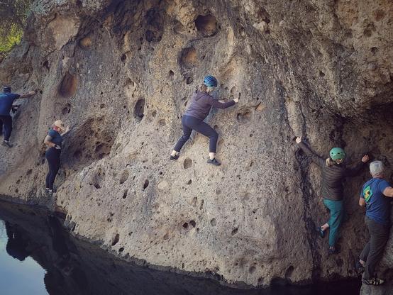 The first time on rock pool traverse is always a little nerve-racking.
#MalibuCreekStatePark
#california #photography #nature #outdoors #gooutside #Calabasas #hiking #malibucreek #scrambling #climbing #bouldering #losangeles