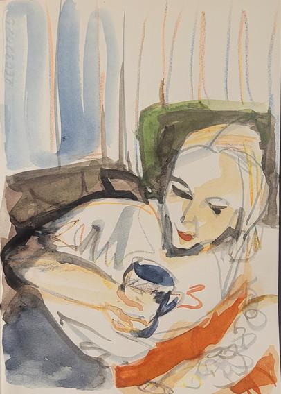 Aquarellskizze: junge Frau mit hellen Haaren liegt angelehnt im Sofa, in einer Hand eine Tasse