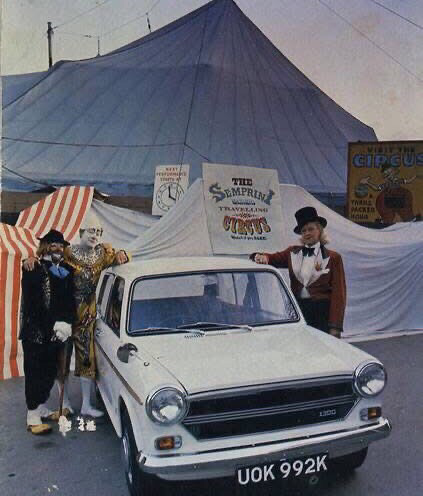 No clowning around in an #ADO16 #MorrisTraveller, we do every under bonnet engine bay sticker for them - http://miniphernalia.co.uk