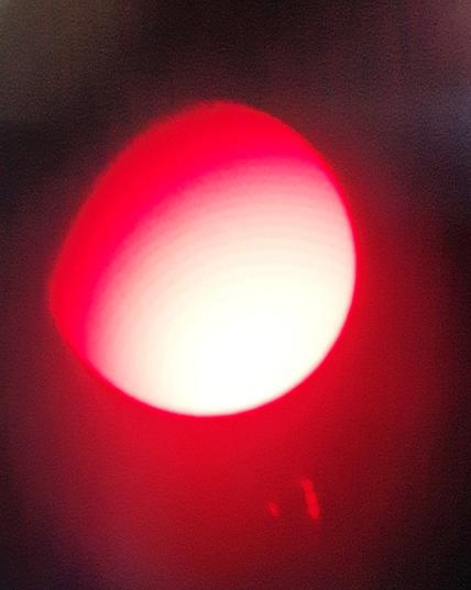 Sonne mit ausgeworfenem Gas.