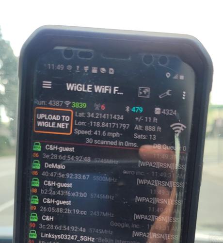 Phone showing wifi, LTE, Bluetooth id's on a dashboard