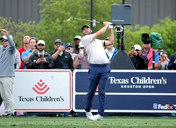 Scottie Scheffler fires Masters warning with sizzling 62 at Houston Open