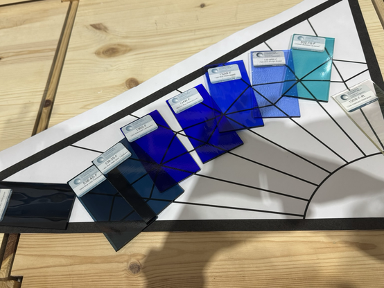 Kleurenpalet glas voor glas in lood raam