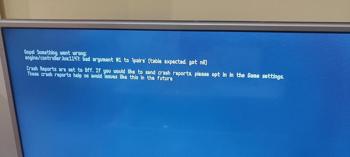 A Balatro crash saying "Oops! Something went wrong," some debug info and how to report it.