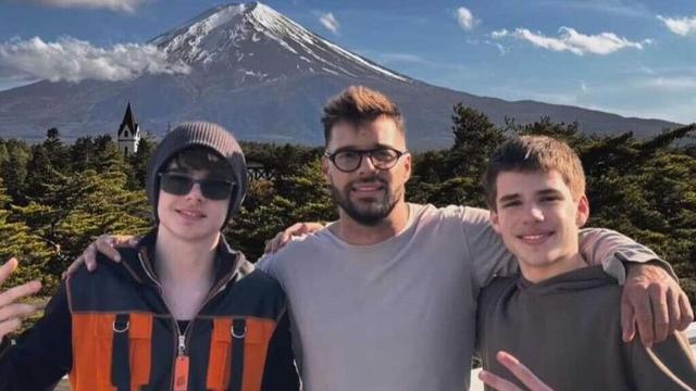 Ricky Martin and sons share stunning photos from Mount Fuji