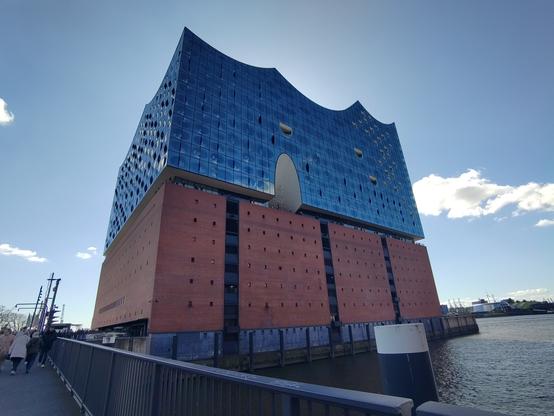 Bild von der Elbphilharmonie.