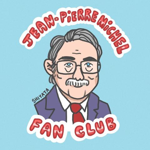 Dessin de Jean-Pierre Michel, avec écrit "Jean-Pierre Michel Fanclub" en rouge. C'était un homme moustachu aux yeux bleus, des lunettes rectangulaires. Il sourit.
Il a un costard bleu foncé avec une cravate rouge. Le fond du dessin est bleu.