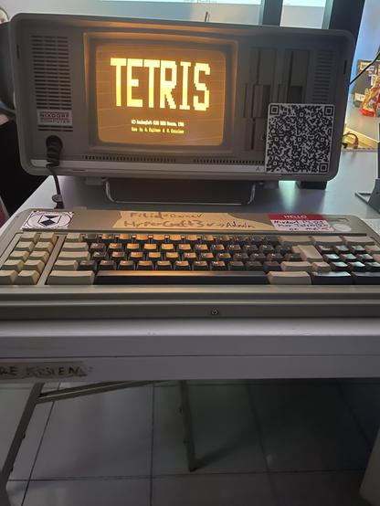 Nixdorf PC01 with amber monitor showing the original TETRIS