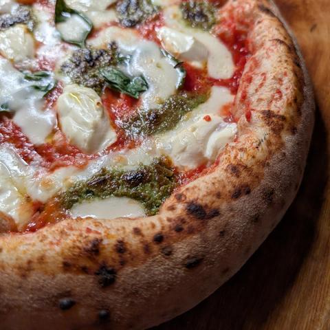 Close view of the thick crust.