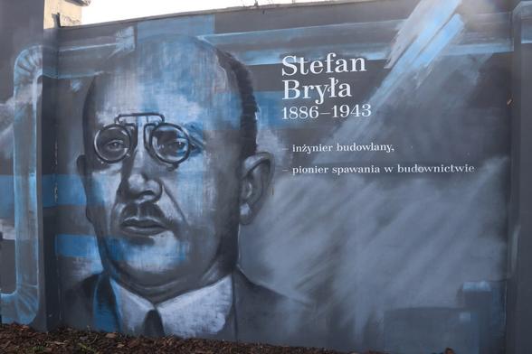 Artwork by Jakub "biko" Bitka, Mateusz Filek & Marcin Papis in Szczecin (Poland) dedicated to Polish scientists and inventors