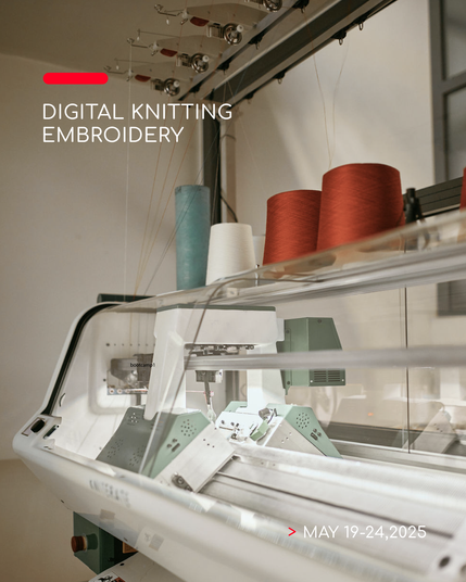 A picture of the Kniterate semi-industrial knitting machine.