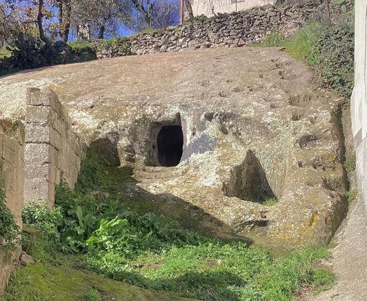 In the village of Nughedu Santa Vittoria, #Sardinia are some domus de janas - survivors of a larger necropolis.
