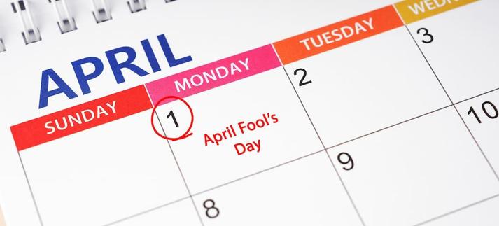 Es - April Fool's Day 2025 / Nora Carol Photography