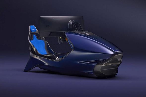 AMR-C0-R1, il simulatore di guida Aston Martin che costa molto più di un'auto vera
