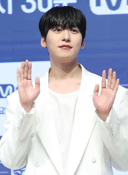 Keon-hee from Oneus
