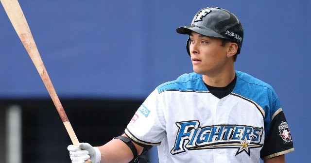 日本ハム広報が明かす「育成ドラフト」 チーム第一号、来季が最終年の“エビちゃん”に本音を聞くと… - ドラフト会議 | プロ野球 - Number Web