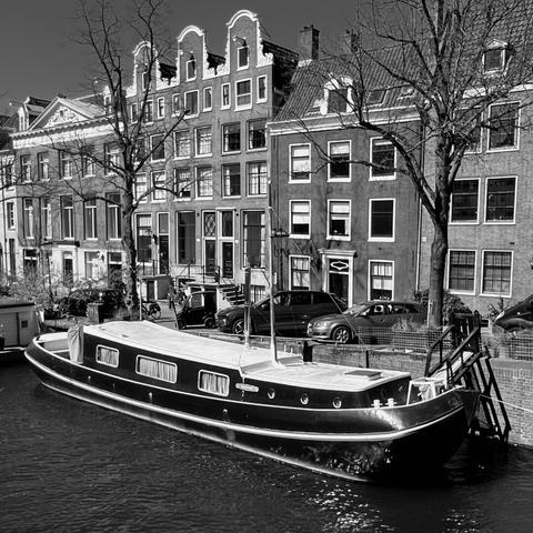 The “Rumah Saya”, Keizersgracht.