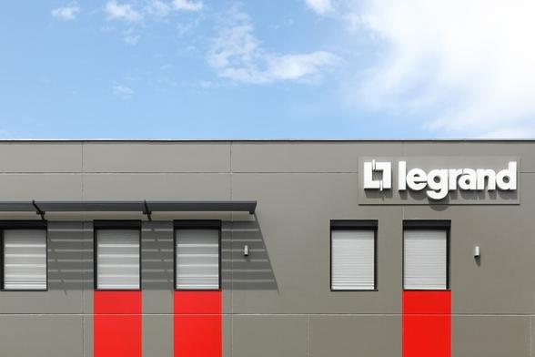LegrandがオーストラリアのComputer Room Solutions買収 | Data Center Café