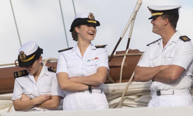 Una imagen de archivo de la princesa Leonor partiendo en el buque Juan Sebastián Elcano (Rubén Grimón/Getty Images)