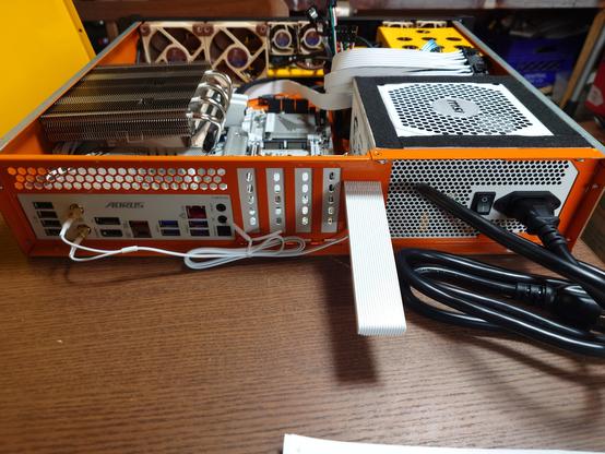 Rear view of same server. The cooler is a NH-L12 (Ghost S1, 66 mm high).