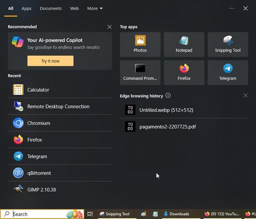 Il menu in questione, avviso Recommended: Copilot in alto a sinistra e Edge browsing history in basso a destra