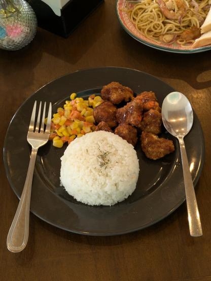 Chicken poppers rice meal with corns
