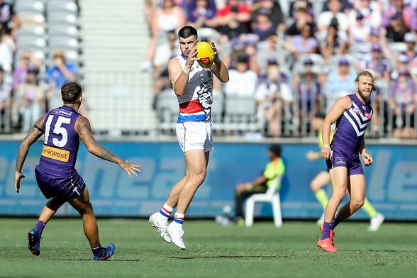 Michael Kennedy marks (catches) for Fremantle. Credit: Dave Woodley for AFANA