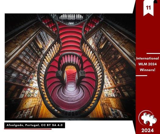 An interior of the Livraria Lello Porto, Portugal Afsalgado (image available under CC BY-SA 4.0 license)