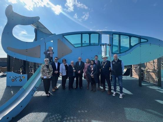 Local dignitaries, including Chris Elmore MP, Sarah Murphy MS, and Bridgend County Borough Council Leader, Cllr John Spanswick, gathered to launch the official opening of the marine inspired, all-new accessible children’s play area at Cosy Corner