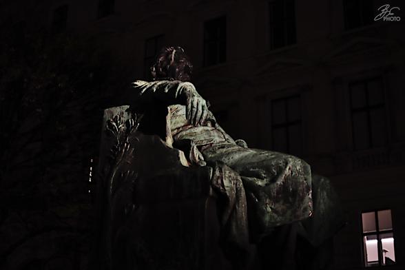 Goethe in Bronze and Silence
