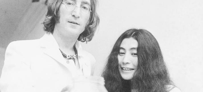 John Lennon y Yoko Ono en Kultur, Musik, Culture. / ullstein bild Dtl.
