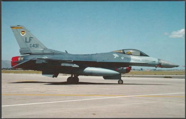 Printed colour postcard showing a view of the General Dynamics F-16C Fighting Falcon in flight.

Published by aviationcards.com, Alameda CA, No 22.

Postally unused.

Very good condition, with minimal corner bumps, but tiny bump to top right corner.