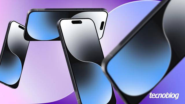 <figure class="wp-block-image size-large wp-lightbox-container"><img alt="Arte mostra quatro iPhones 15 pretos em movimento em um fundo de cor roxa e lilás." class="wp-image-736825" height="596" src="https://files.tecnoblog.net/wp-content/uploads/2023/10/iphone-15-capas-2-1060x596.jpg" width="1060" /><button class="lightbox-trigger" type="button">
			<svg fill="none" height="12" viewBox="0 0 12 12" width="12" xmlns="http://www.w3.org/2000/svg">
				<path d="M2 0a2 2 0 0 0-2 2v2h1.5V2a.5.5 0 0 1 .5-.5h2V0H2Zm2 10.5H2a.5.5 0 0 1-.5-.5V8H0v2a2 2 0 0 0 2 2h2v-1.5ZM8 12v-1.5h2a.5.5 0 0 0 .5-.5V8H12v2a2 2 0 0 1-2 2H8Zm2-12a2 2 0 0 1 2 2v2h-1.5V2a.5.5 0 0 0-.5-.5H8V0h2Z" fill="#fff">
			</svg>
		</button><figcaption class="wp-element-caption">iPhone 16 Pro Max pode passar a custar US$ 1.549 nos Estados Unidos (ilustração: Vitor Pádua/Tecnoblog)</figcaption></figure>


<details class="tb-resumo tb-callout padrao">
    Resumo
    <div class="tb-resumo-topicos tb-callout-texto"><ul>
<li>O tarifaço de Donald Trump pode impactar no preço do iPhone 16 Pro Max e deixar o aparelho até US$ 350 mais caro.</li>
<li>A maioria dos aparelhos da Apple é fabricada na China, que foi fortemente taxada pelo presidente dos EUA.</li>
<li>Após queda de 20% nas ações, a Apple perdeu US$ 640 bilhões (R$ 3,8 trilhões) em valor de mercado.</li>
<li>Para mitigar os efeitos nos EUA, seu principal mercado, a empresa pode reajustar os preços em outros países em até 6%.</li>
</ul>
</div>
</details>


<p>O tarifaç