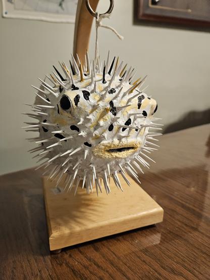 Picture of pufferfish hot air balloon