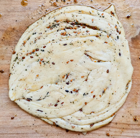 das ausgerollte "Nest"

Man sieht noch gut die Streifenstruktur