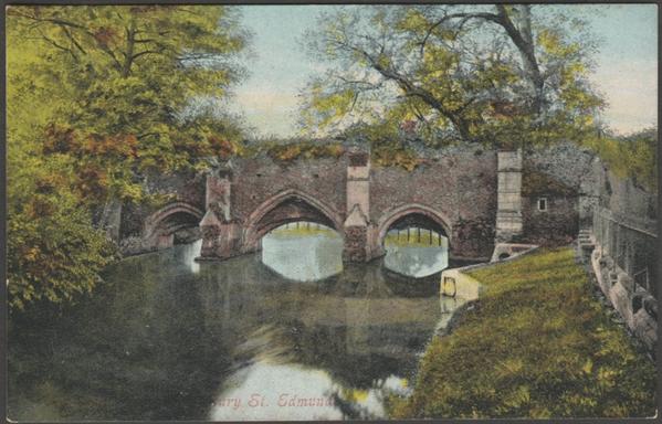 Printed colour postcard showing a view of Abbots Bridge at Bury St Edmunds in Suffolk.

Published by Valentine & Sons Ltd, Dundee & London, Valentine's Series, not numbered, c.1905.

Postally unused.

Very good condition, with very slight corner bumps.