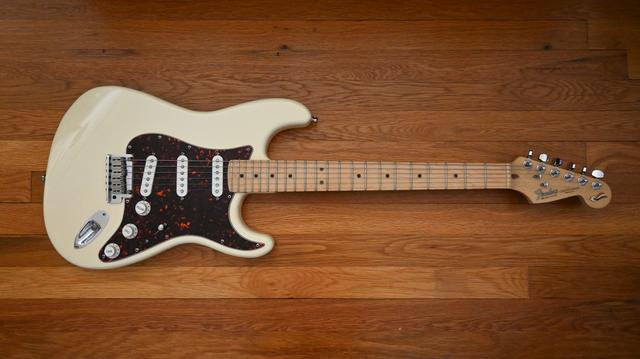 Fender Stratocaster