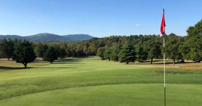 Meadowcreek GC: Introduces Cavalier Pass program
